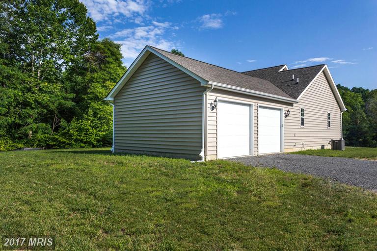 3135 HUNTING CREEK ROAD, Huntingtown, MD 20639