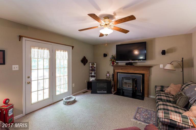 11370 DOBBINS LANE, La Plata, MD 20646