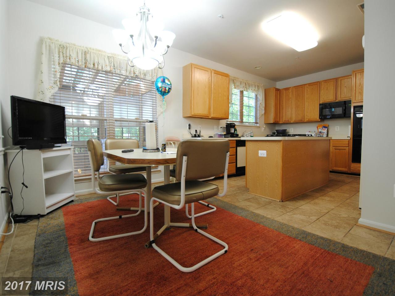 9118 FOX PARK RD, Clinton, MD 20735