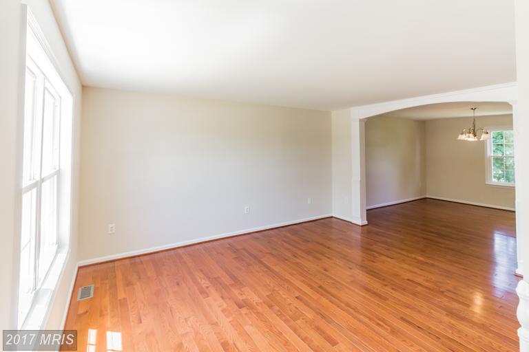 8903 TEMPLE HILL ROAD, Clinton, MD 20735
