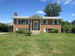 6902 Briarcliff DrClinton, MD, 20735Prince Georges County