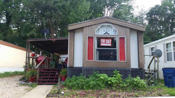 Fernwood 9523 Chestnut Park StreetCapitol Heights, MD 20743