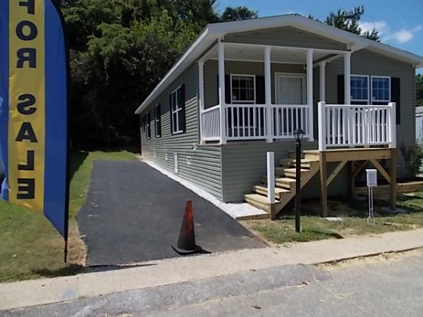 Fernwood 1901 Fernwood DriveCapitol Heights, MD 20743