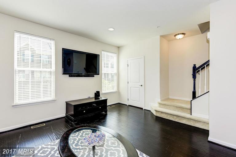 8120 CHANNEL DRIVE SOUTH, Greenbelt, MD 20770