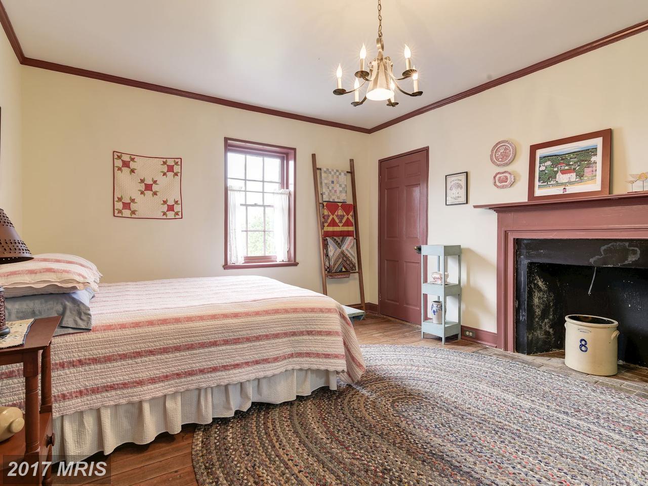 21524 WHITES FERRY RD, Poolesville, MD 20837