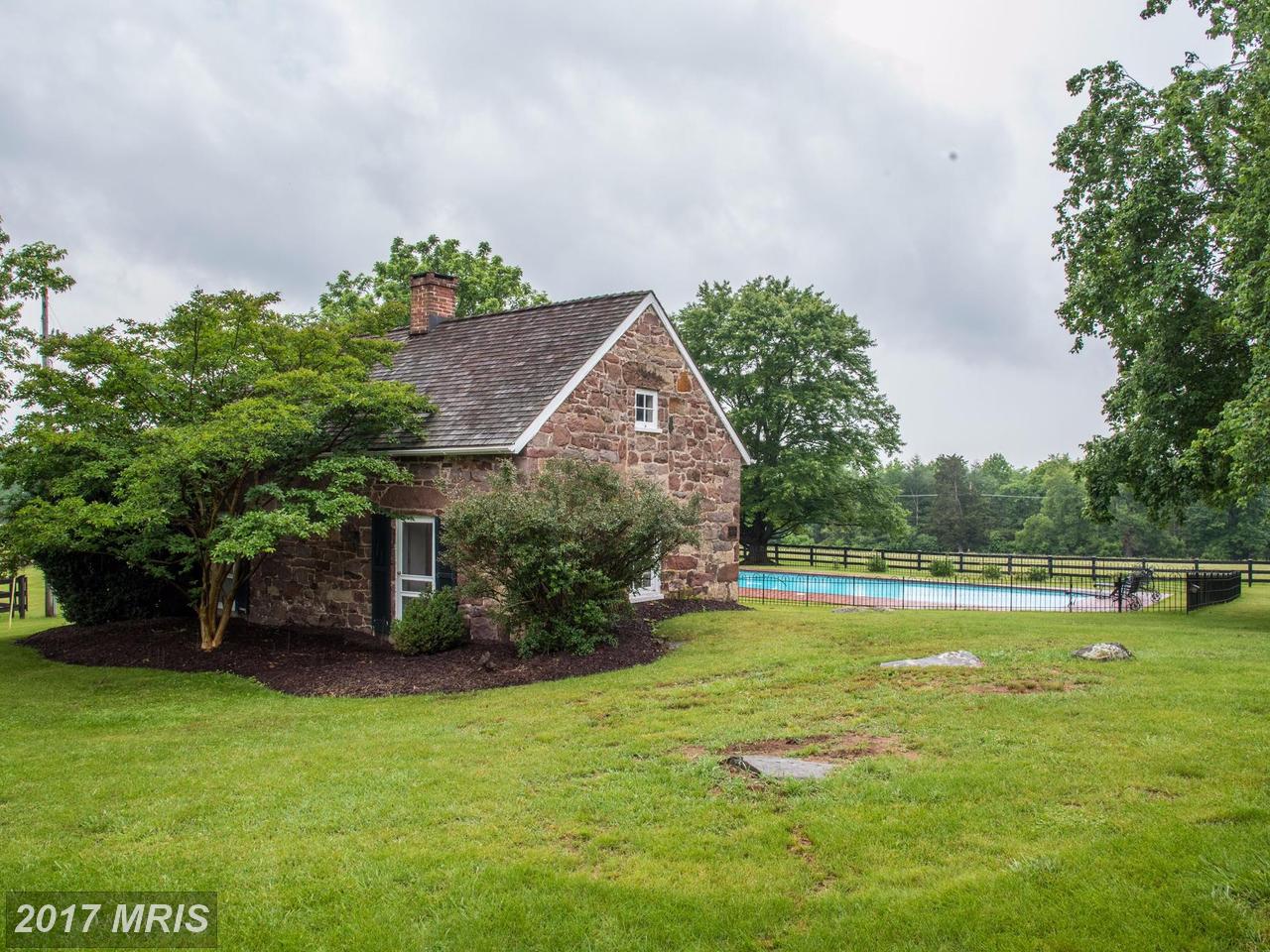 21524 WHITES FERRY RD, Poolesville, MD 20837