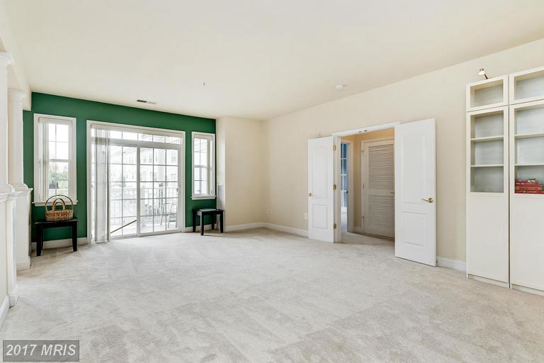 327 KING FARM BOULEVARD, Rockville, MD 20850