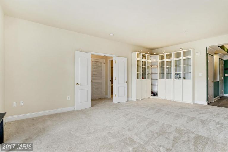 327 KING FARM BOULEVARD, Rockville, MD 20850