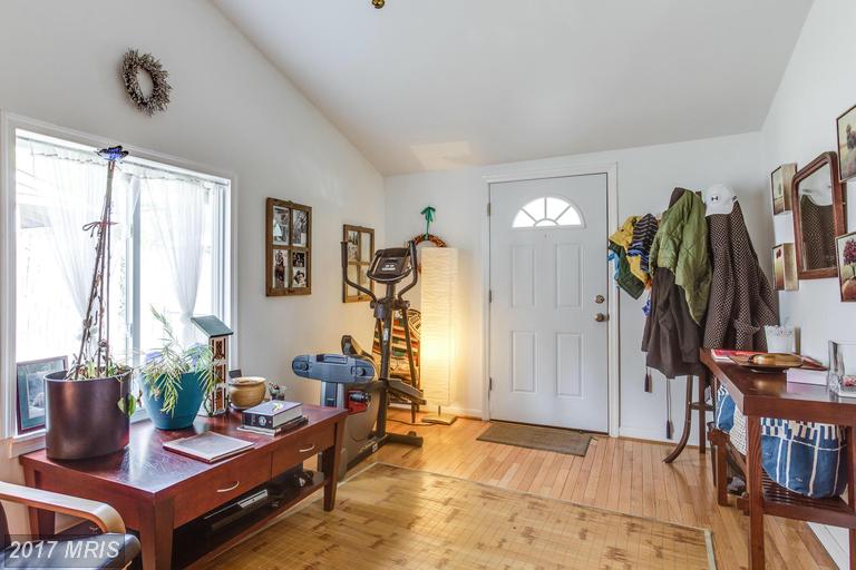 1627 GRUENTHER AVENUE, Rockville, MD 20851