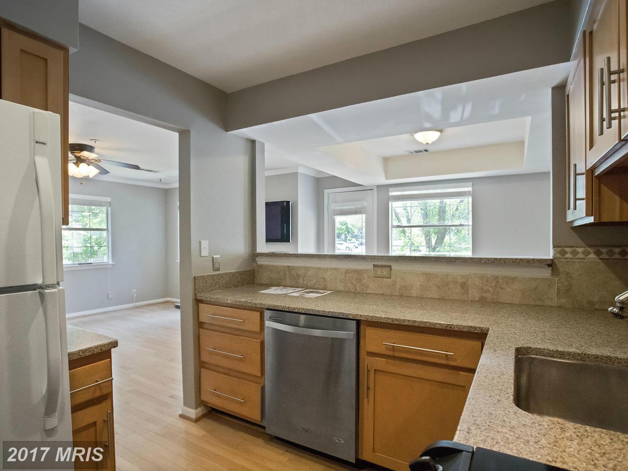 5708 CHAPMAN MILL DR #410, Rockville, MD 20852