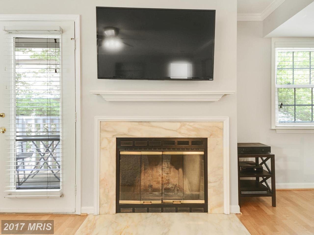 5801 INMAN PARK CIR #380, Rockville, MD 20852