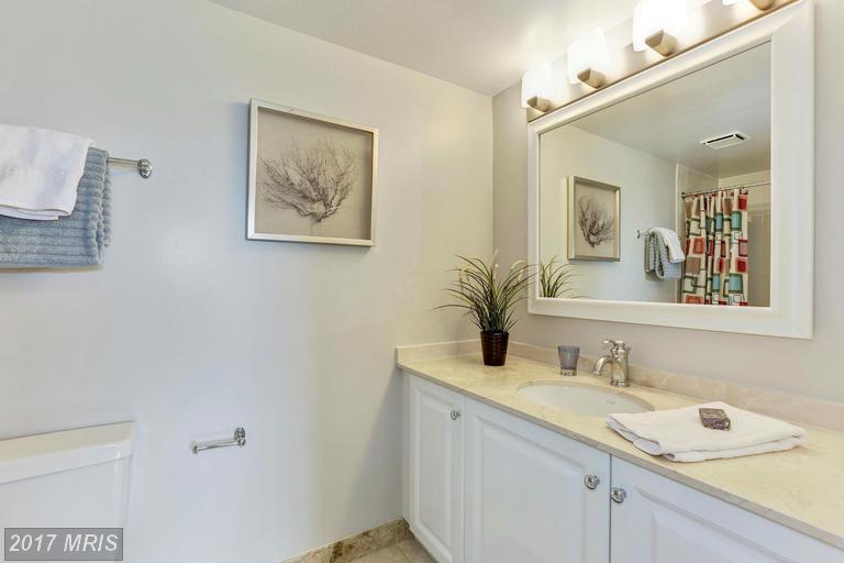 10101 GROSVENOR PLACE, Rockville, MD 20852