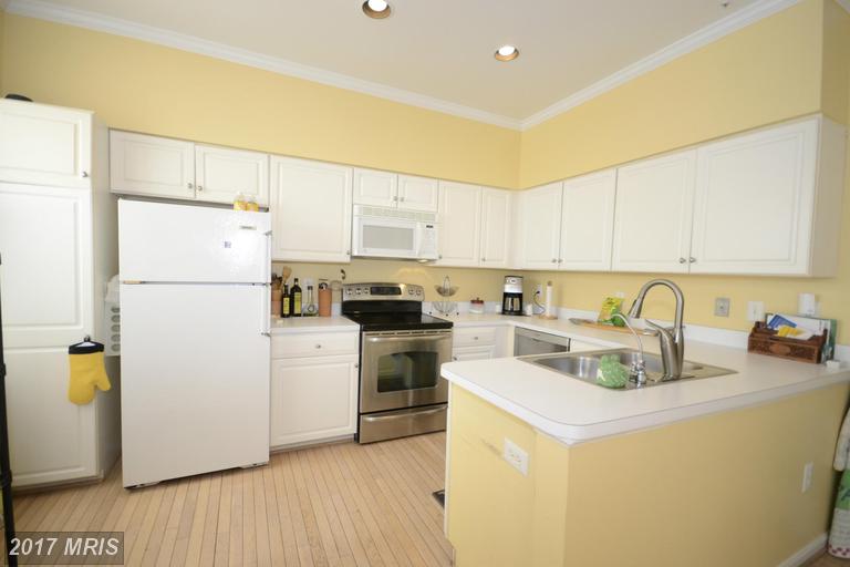 112 TWELVE OAKS DRIVE, Gaithersburg, MD 20878