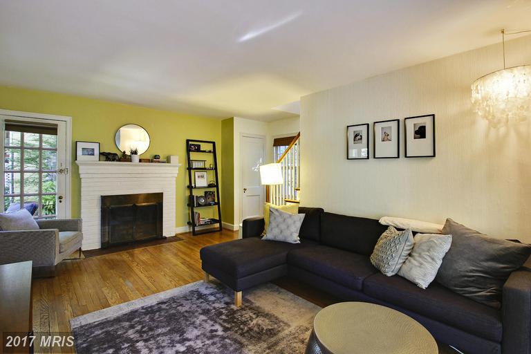 9203 LONG BRANCH PARKWAY, Silver Spring, MD 20901