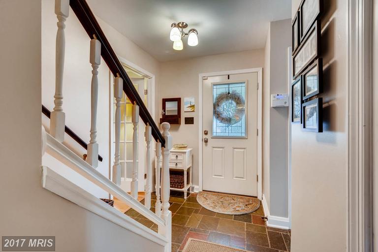 4 STONEGATE COURT, Cockeysville, MD 21030
