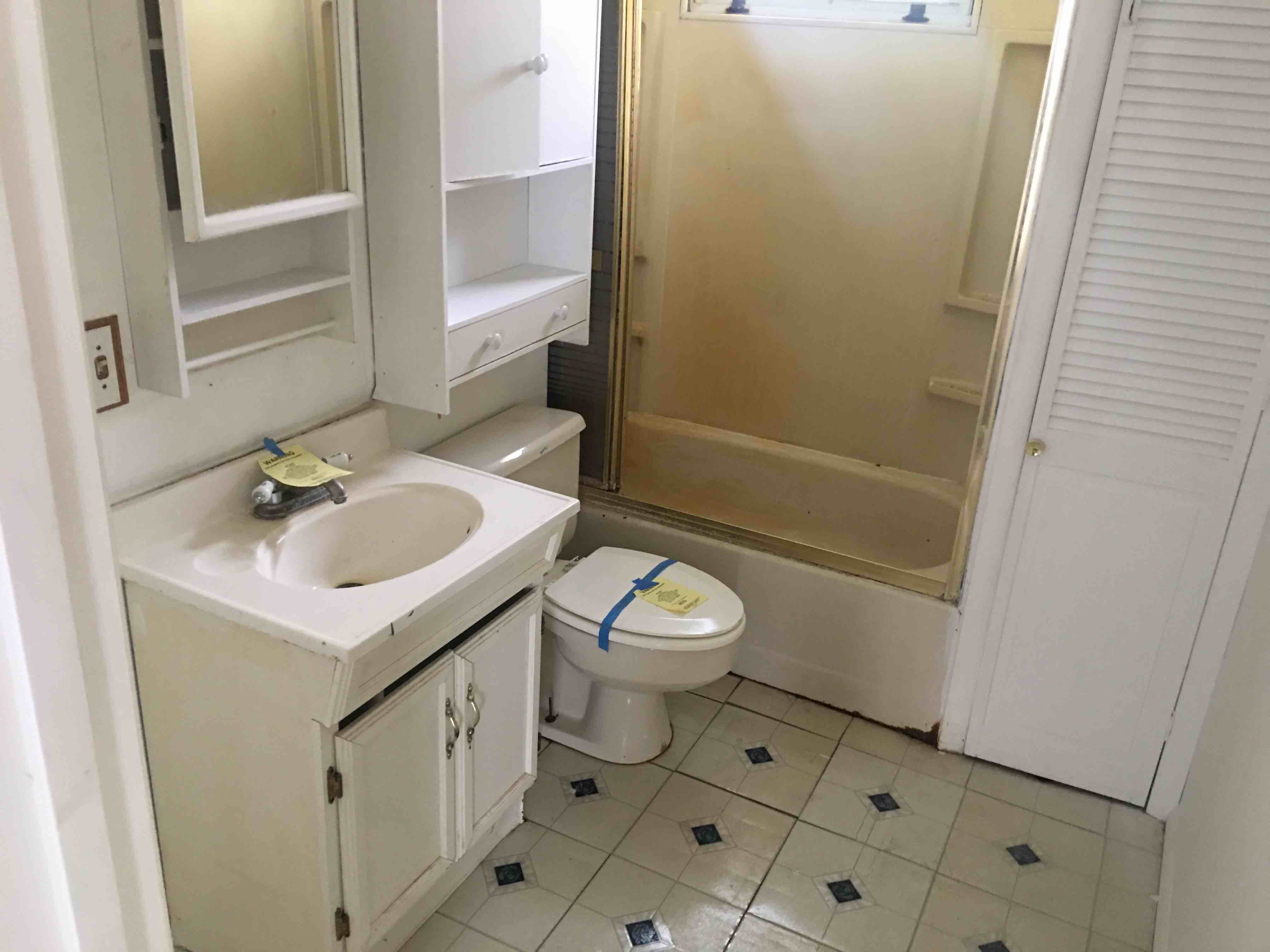 206 Cadle AveEdgewater, MD, 21037Anne Arundel County