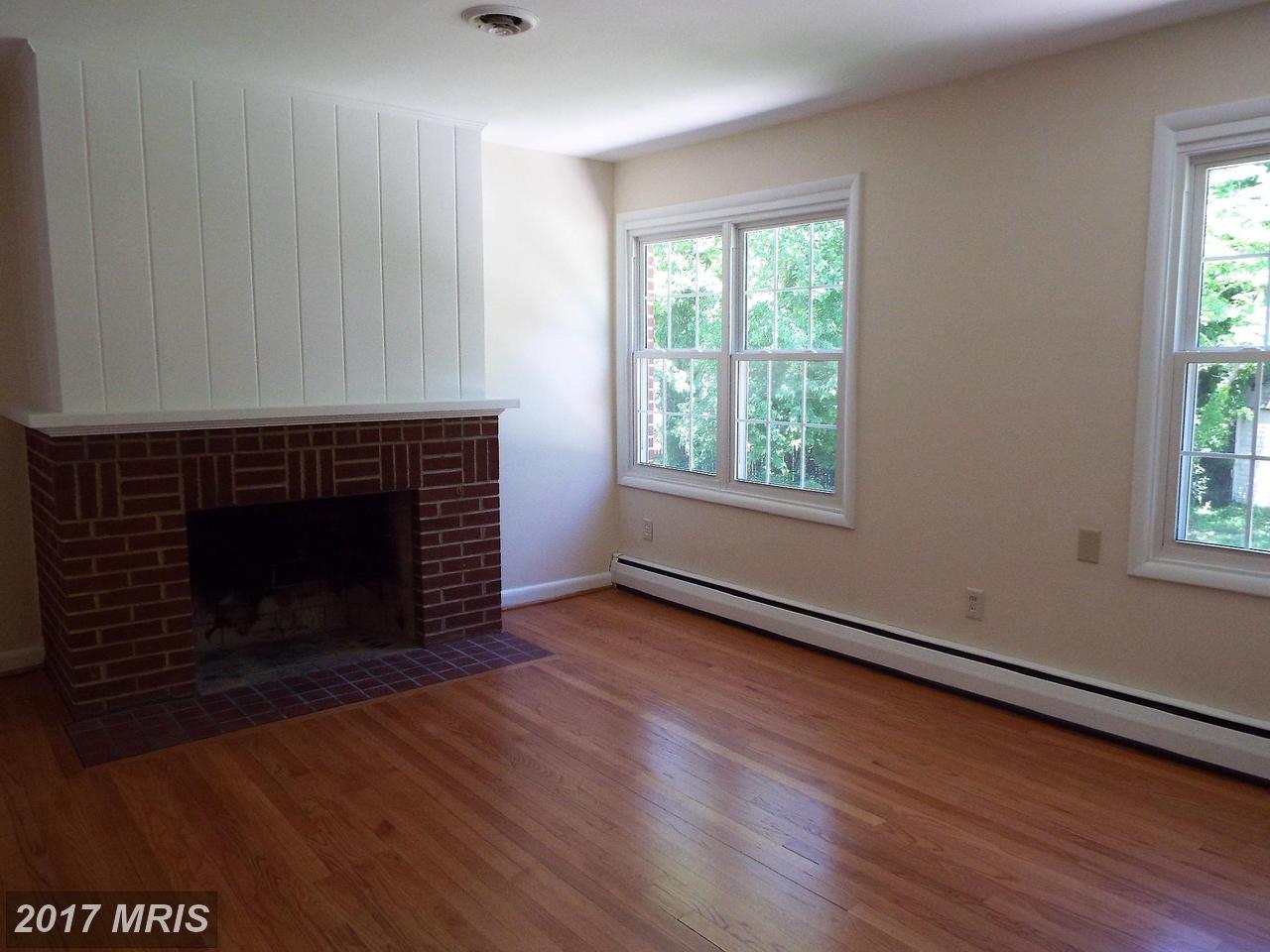 30 HIGHLAND DR, Millersville, MD 21108