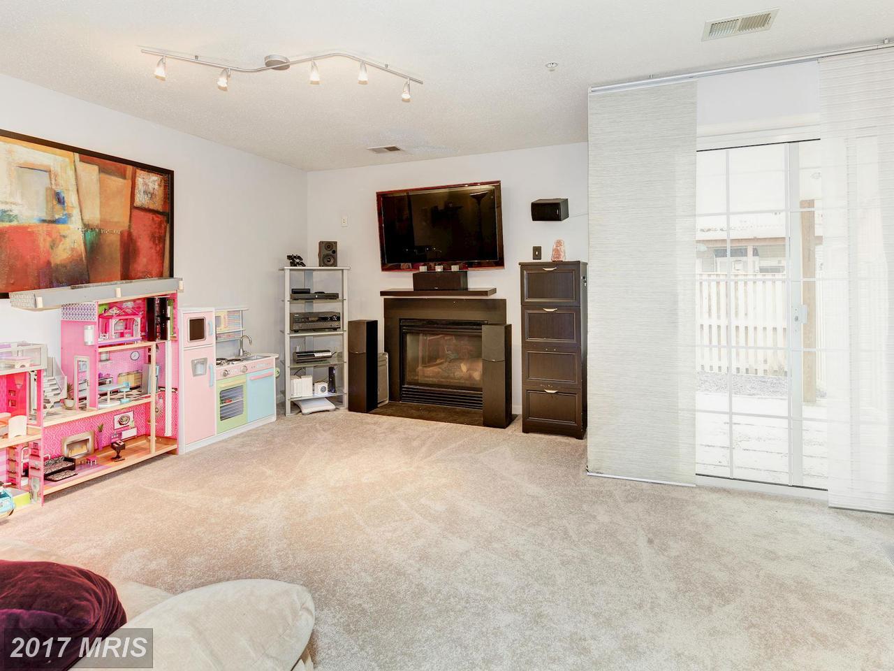 1411 NASSAU DR, Crofton, MD 21114