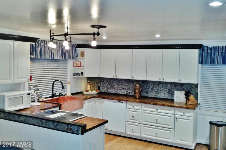 7806 SUMMIT DRIVE, Pasadena, MD 21122