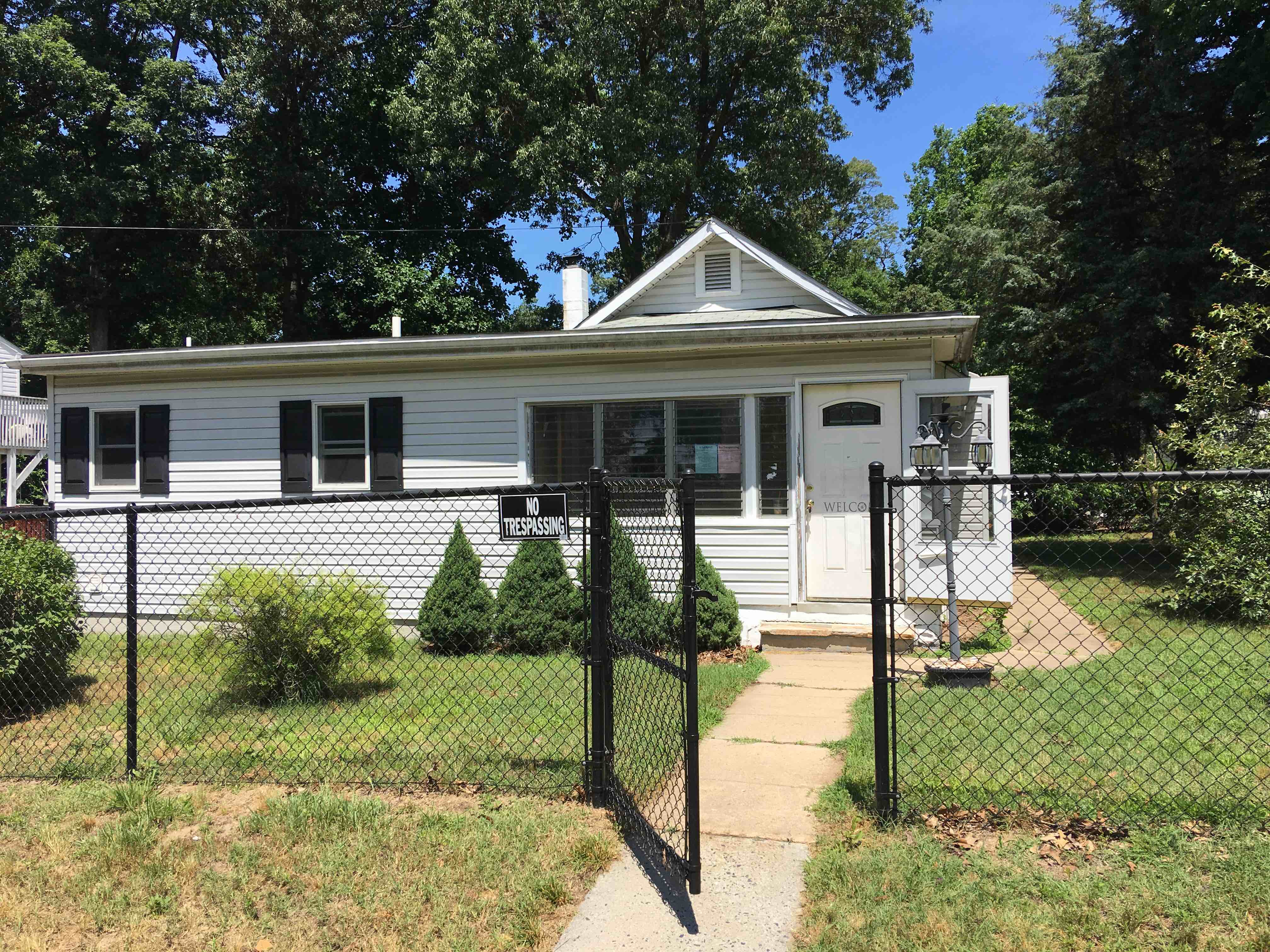 668 213th StPasadena, MD, 21122Anne Arundel County
