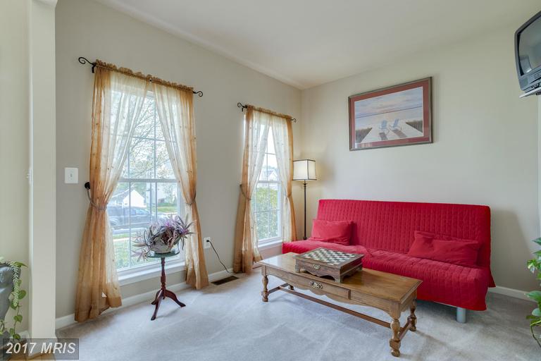 222 HOBBITTS LANE, Westminster, MD 21158
