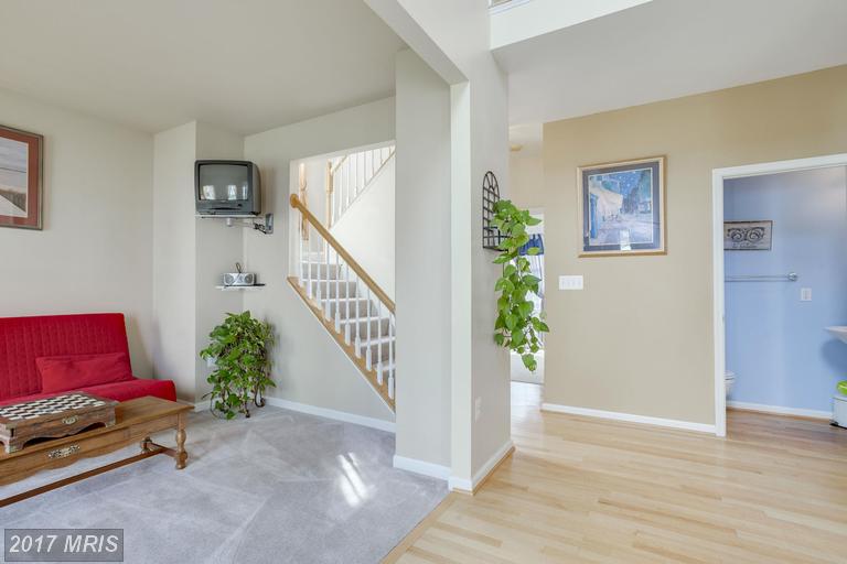 222 HOBBITTS LANE, Westminster, MD 21158