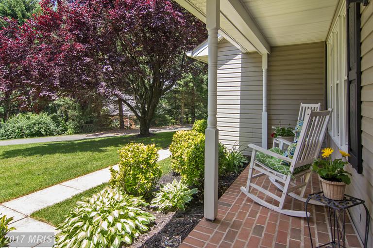 405 COBBS CHOICE LANE, Westminster, MD 21158