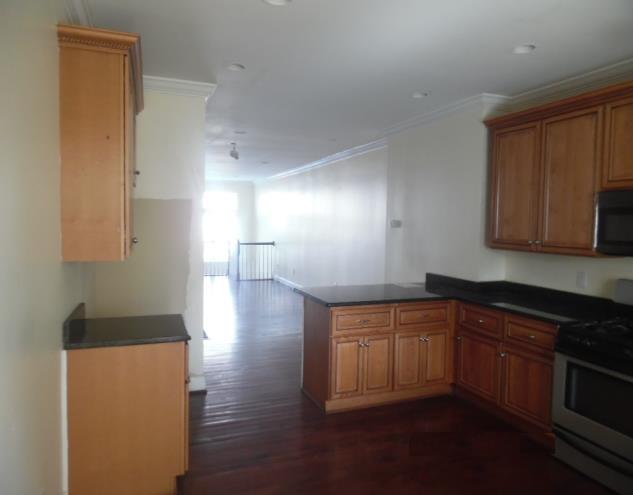 613 North Luzerne AveBaltimore, MD, 21205Baltimore City County