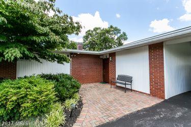 3418 MANOR HILL RD, Baltimore, MD 21208