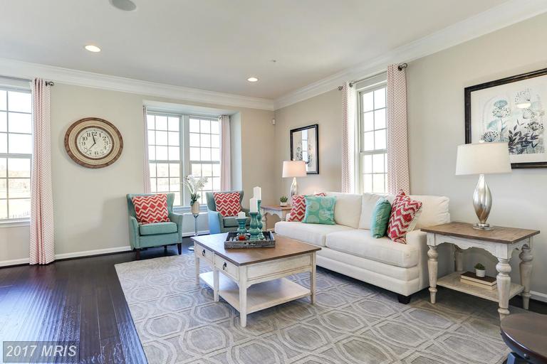 4213 SKYVIEW, Baltimore, MD 21211