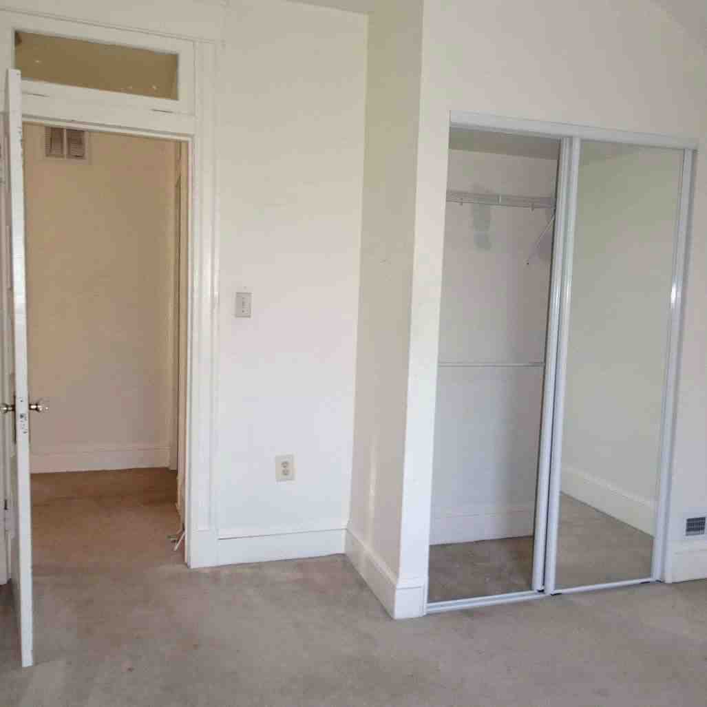 3506 Menlo DrBaltimore, MD, 21215Baltimore City County