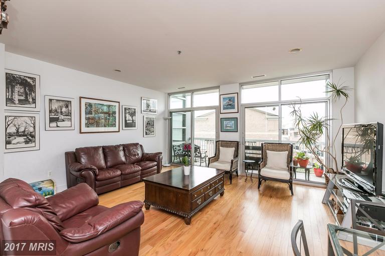 2772 LIGHTHOUSE POINT EAST, Baltimore, MD 21224