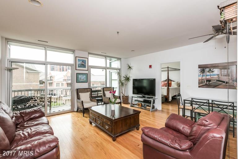 2772 LIGHTHOUSE POINT EAST, Baltimore, MD 21224