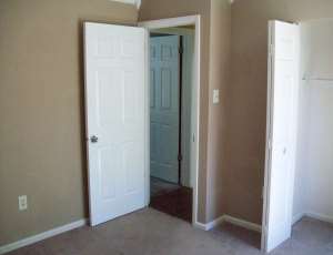 1909b Halethorpe AvBaltimore, MD, 21227Baltimore County