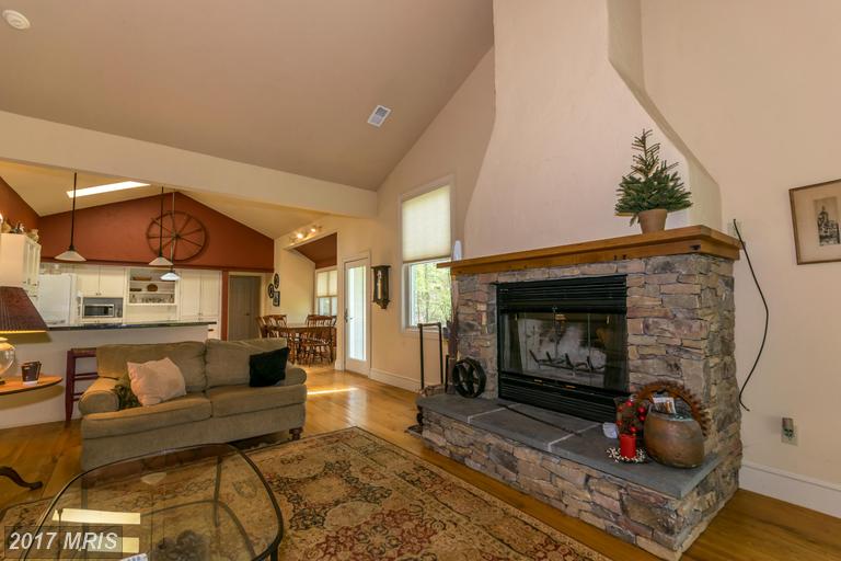 41 ROBINWOOD DRIVE, Oakland, MD 21550