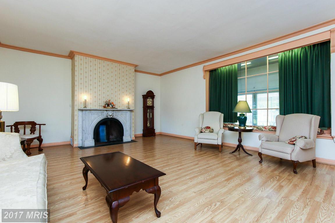 1088 BRAMLY DR, Hagerstown, MD 21742