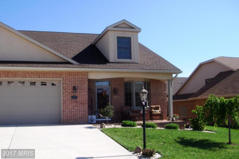 19416 MOONSTONE DR, Hagerstown, MD 21742