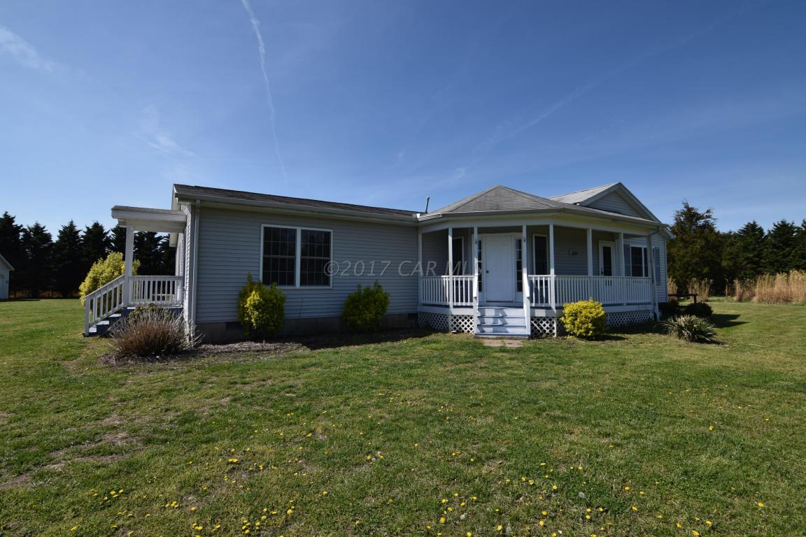 10910 Adkins Rd, Berlin, MD 21811