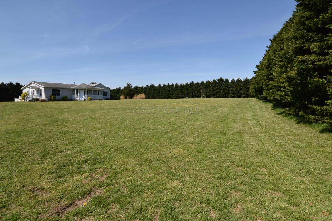 10910 Adkins Rd, Berlin, MD 21811