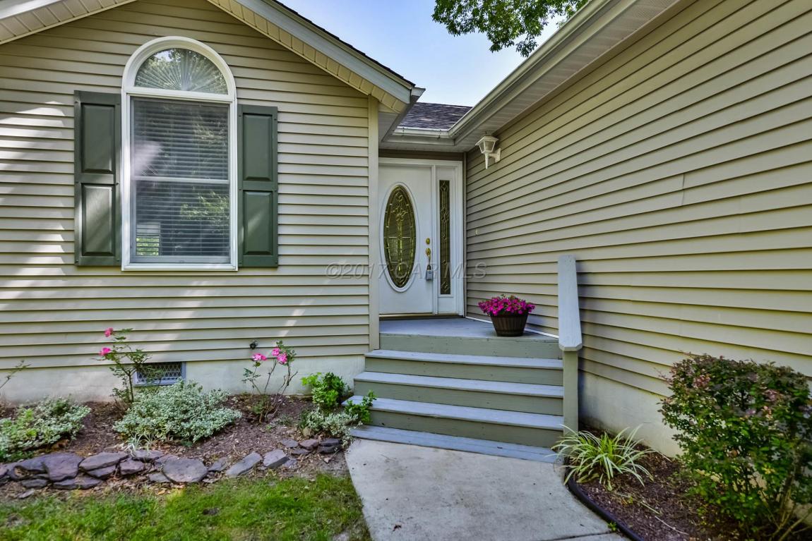 9 Dove Ln, Berlin, MD 21811
