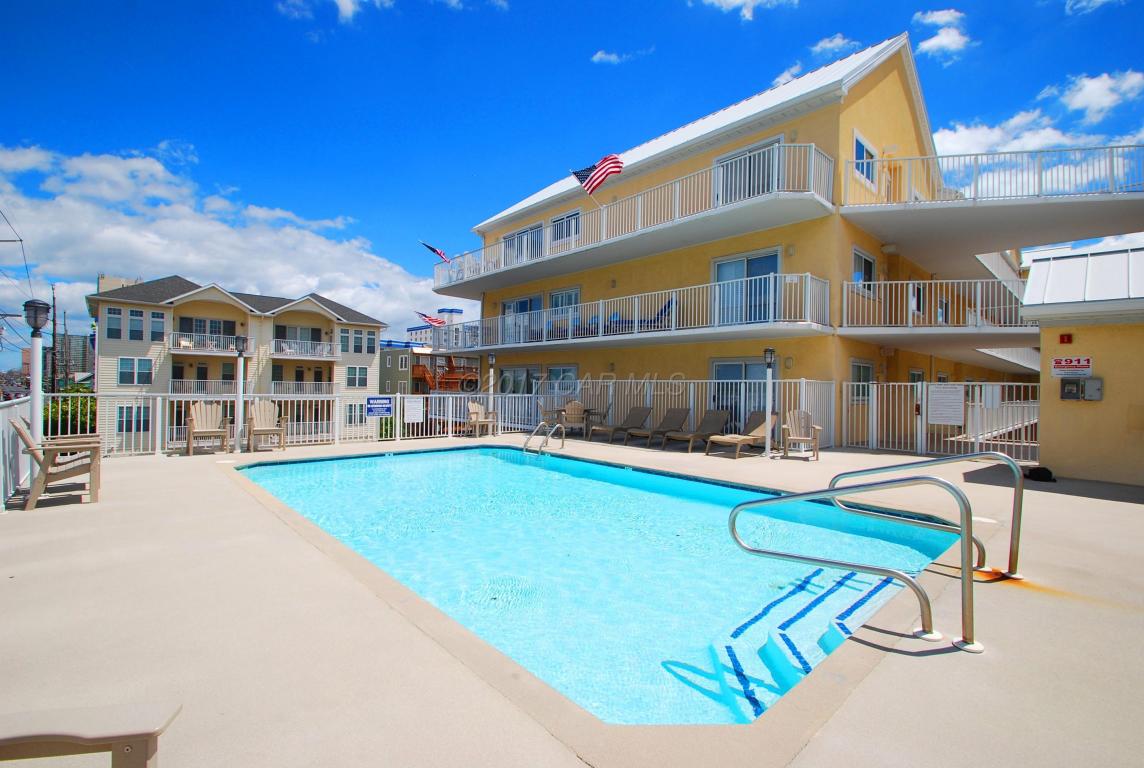 9 90th St, Ocean City, MD 21842