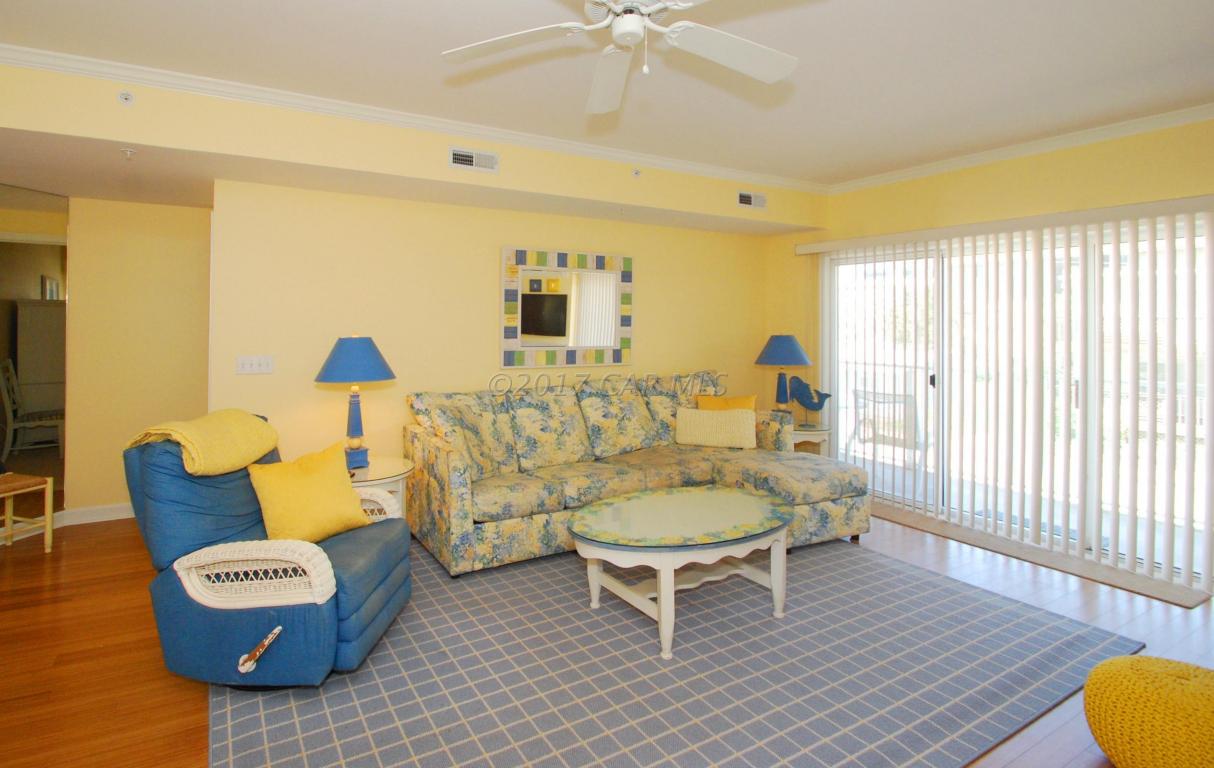 9 90th St, Ocean City, MD 21842