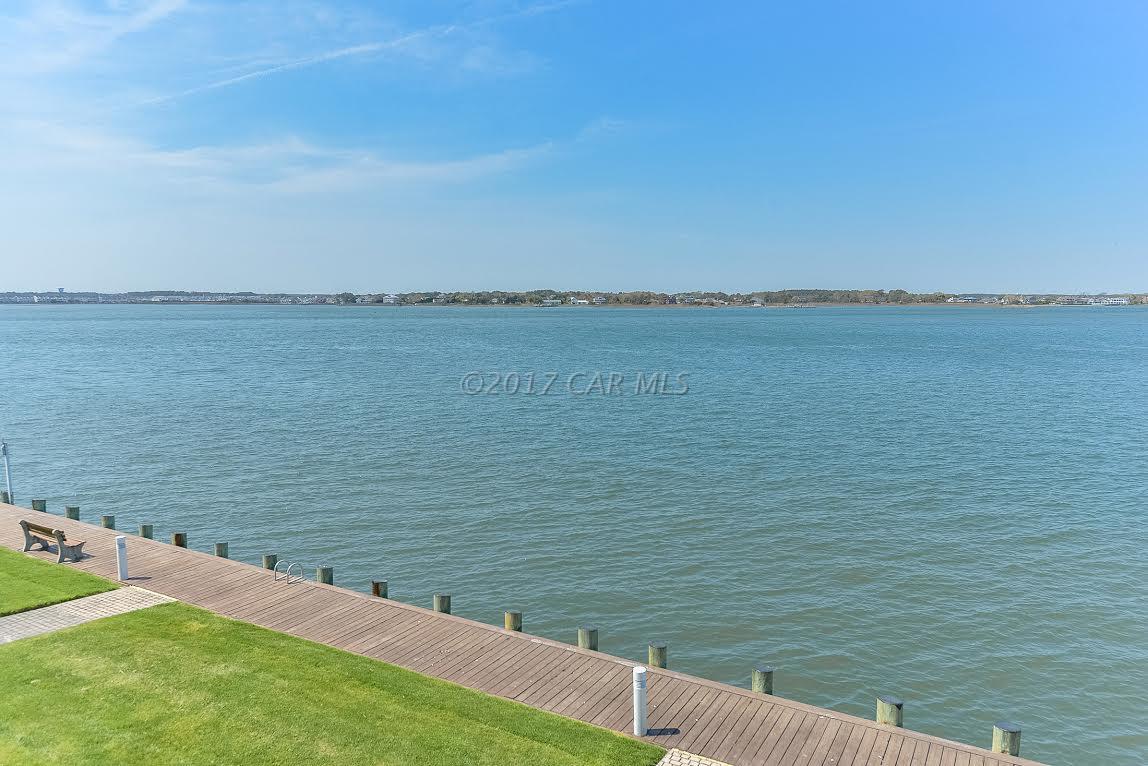 427 14th St, Ocean City, MD 21842