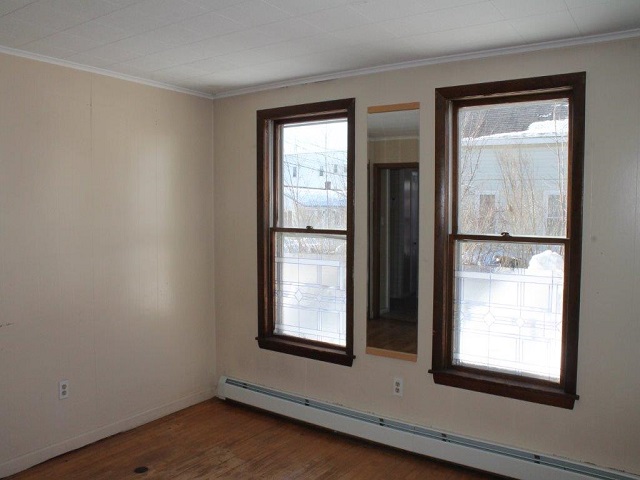 158 Hill StBiddeford, ME, 04005York County