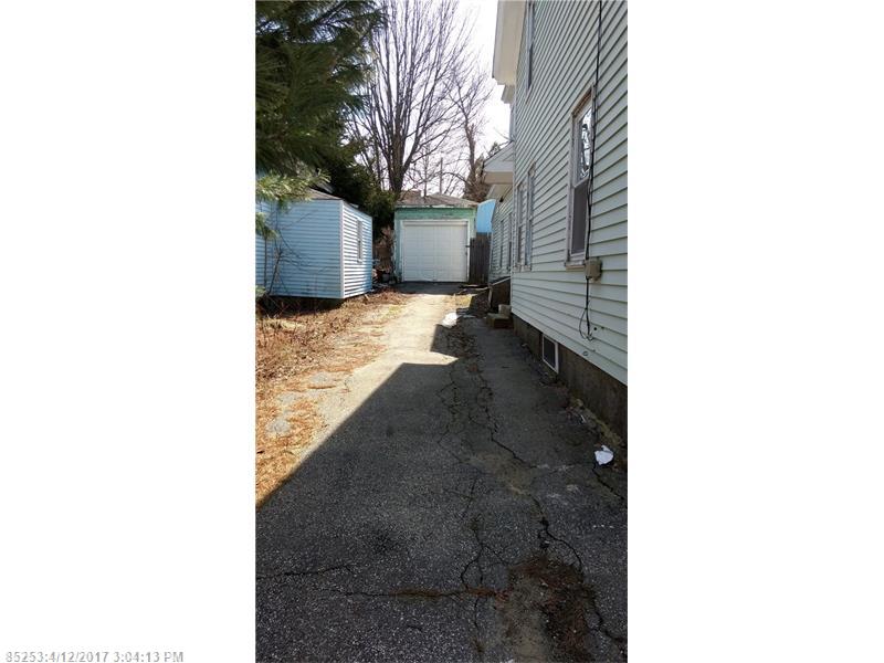 21-23 Oak ST, Biddeford, ME 04005