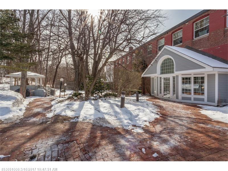 45 Western Ave 102, Biddeford, ME 04005