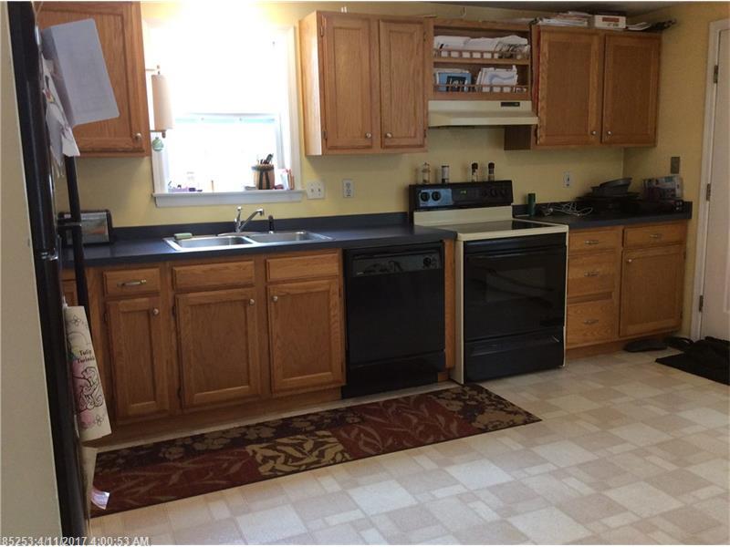 14 Stonehedge DR, Bridgton, ME 04009