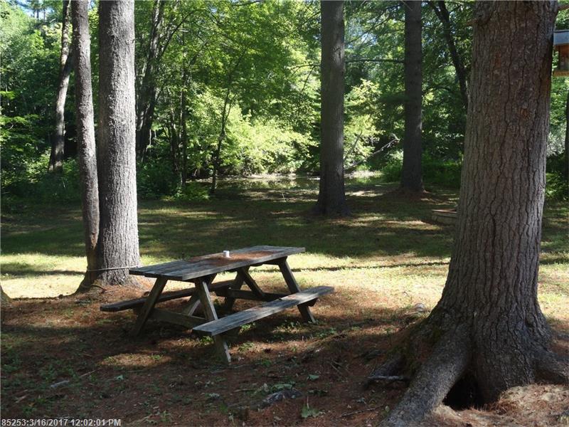 41 Welch DR, Casco, ME 04015