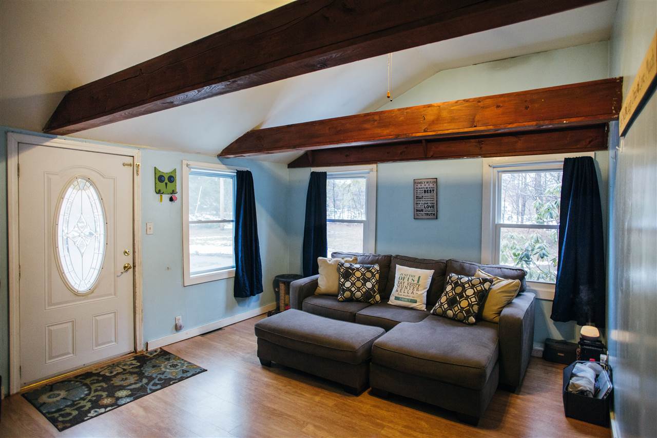 5 Tobacco Road, Lebanon, ME 04027