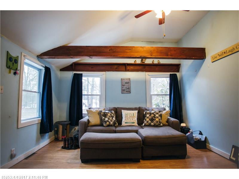 5 Tobacco RD, Lebanon, ME 04027